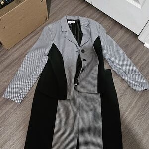 Black & White Houndstooth Panel Blazer and Skirt Set